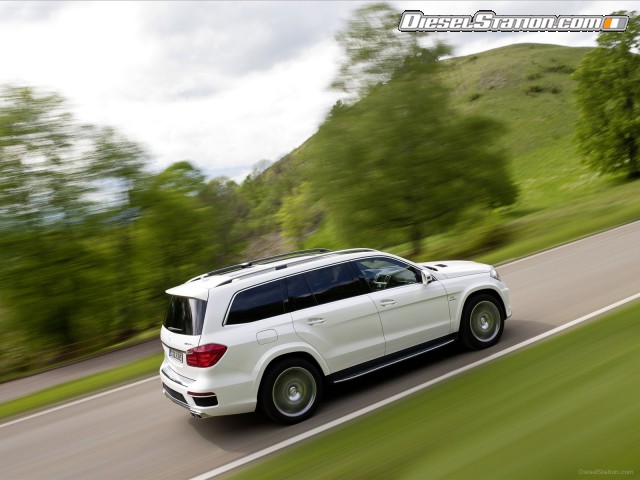 Mercedes GL63 AMG 2013 Picture #21 Mercedes GL63 AMG 2013 Picture #21
