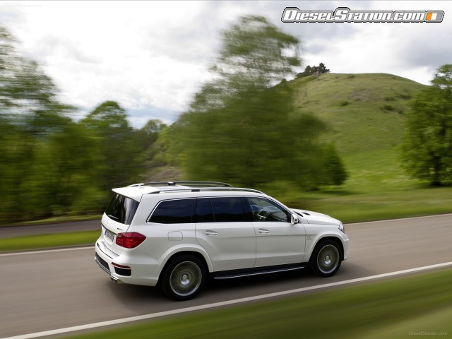 Mercedes GL63 AMG 2013 Picture #15 Mercedes GL63 AMG 2013 Picture #15