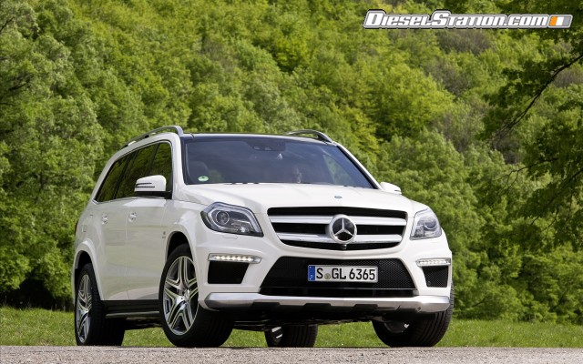 Mercedes GL63 AMG 2013 Widescreen Picture #25 Mercedes GL63 AMG 2013 Widescreen Picture #25