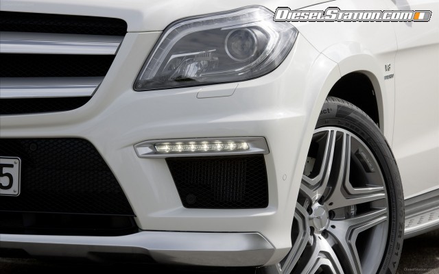 Mercedes GL63 AMG 2013 Widescreen Picture #24 Mercedes GL63 AMG 2013 Widescreen Picture #24