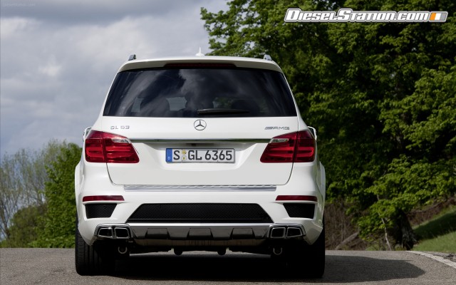 Mercedes GL63 AMG 2013 Widescreen Picture #29 Mercedes GL63 AMG 2013 Widescreen Picture #29