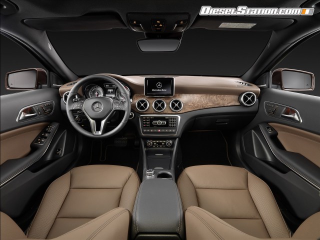 Mercedes GLA Class 2015 Picture #33 Mercedes GLA Class 2015 Picture #33