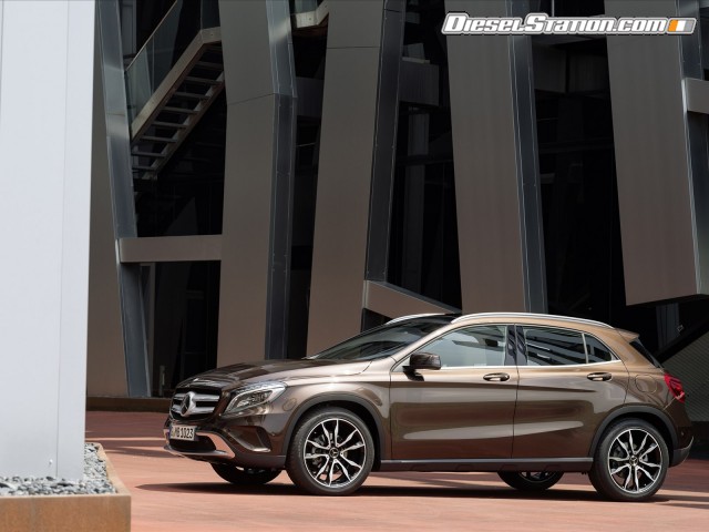 Mercedes GLA Class 2015 Picture #18 Mercedes GLA Class 2015 Picture #18