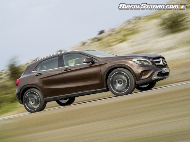 Mercedes GLA Class 2015 Picture #8 Mercedes GLA Class 2015 Picture #8