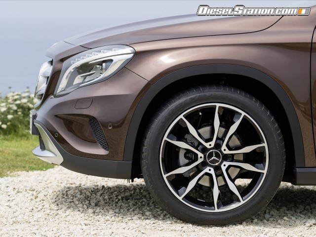 Mercedes GLA Class 2015 Picture #12 Mercedes GLA Class 2015 Picture #12