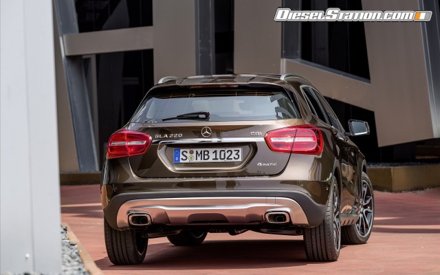 Mercedes GLA Class 2015 Widescreen Picture #100 Mercedes GLA Class 2015 Widescreen Picture #100