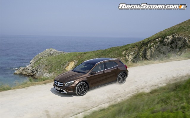 Mercedes GLA Class 2015 Widescreen Picture #90 Mercedes GLA Class 2015 Widescreen Picture #90