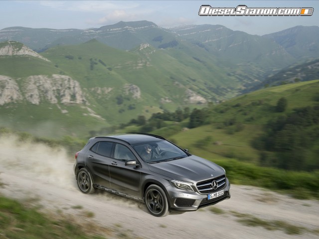 Mercedes GLA250 2015 Picture #19 Mercedes GLA250 2015 Picture #19