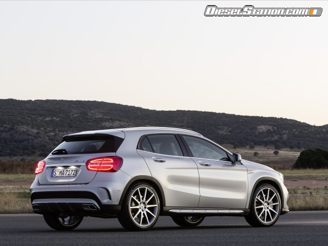 Mercedes GLA45 AMG 2014 Picture #4 Mercedes GLA45 AMG 2014 Picture #4