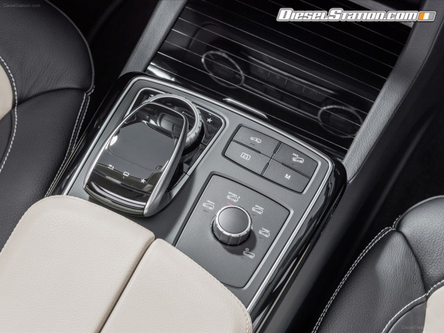 Mercedes GLE 450 AMG Coupe 2016 Picture #23 Mercedes GLE 450 AMG Coupe 2016 Picture #23