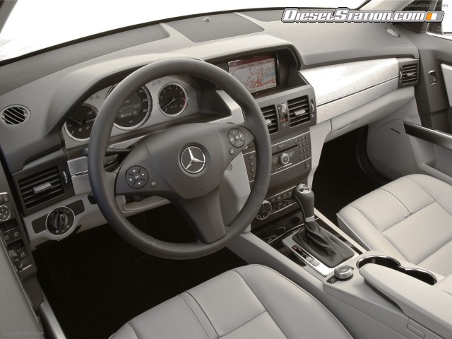 Mercedes GLK350 4MATIC 2010 Picture #5 Mercedes GLK350 4MATIC 2010 Picture #5