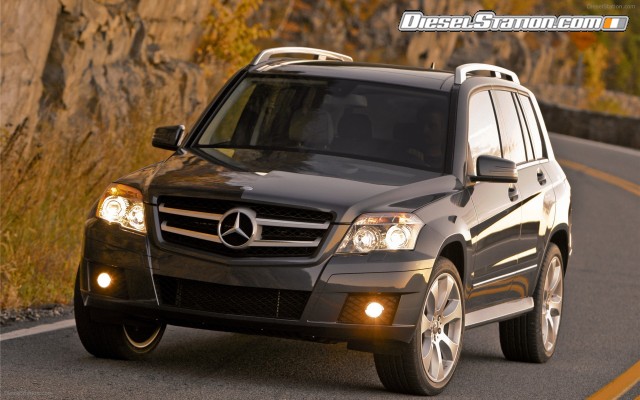 Mercedes GLK350 4MATIC 2010 Widescreen Picture #10 Mercedes GLK350 4MATIC 2010 Widescreen Picture #10