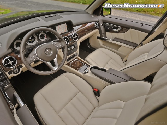 Mercedes GLK350 4MATIC 2013 Picture #44 Mercedes GLK350 4MATIC 2013 Picture #44