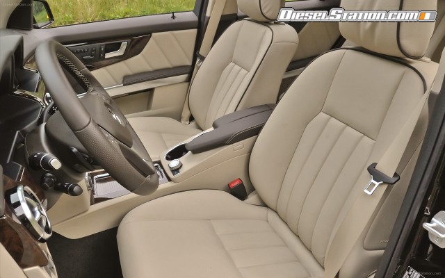 Mercedes GLK350 4MATIC 2013 Widescreen Picture #18 Mercedes GLK350 4MATIC 2013 Widescreen Picture #18