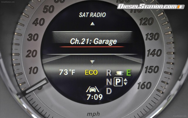 Mercedes GLK350 4MATIC 2013 Widescreen Picture #48 Mercedes GLK350 4MATIC 2013 Widescreen Picture #48