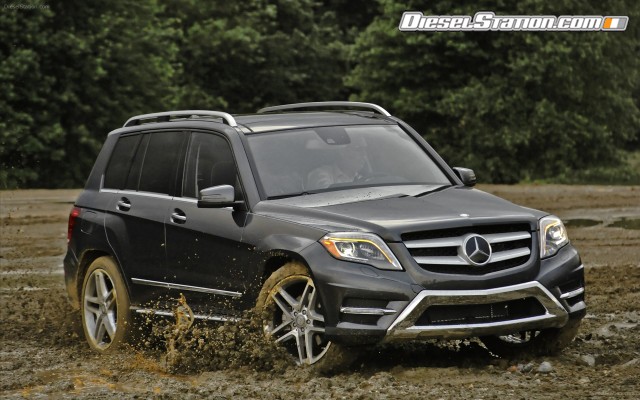Mercedes GLK350 4MATIC 2013 Widescreen Picture #3 Mercedes GLK350 4MATIC 2013 Widescreen Picture #3