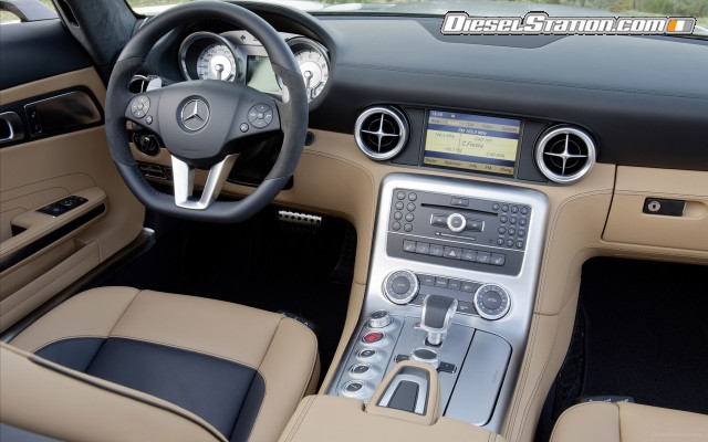 Mercedes Goodwood Speed 2012 Widescreen Picture #2 Mercedes Goodwood Speed 2012 Widescreen Picture #2