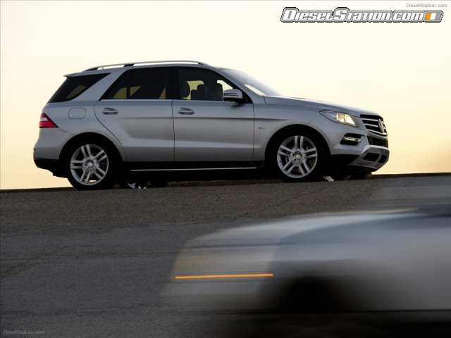 Mercedes M Class 2012 Picture #4 Mercedes M Class 2012 Picture #4