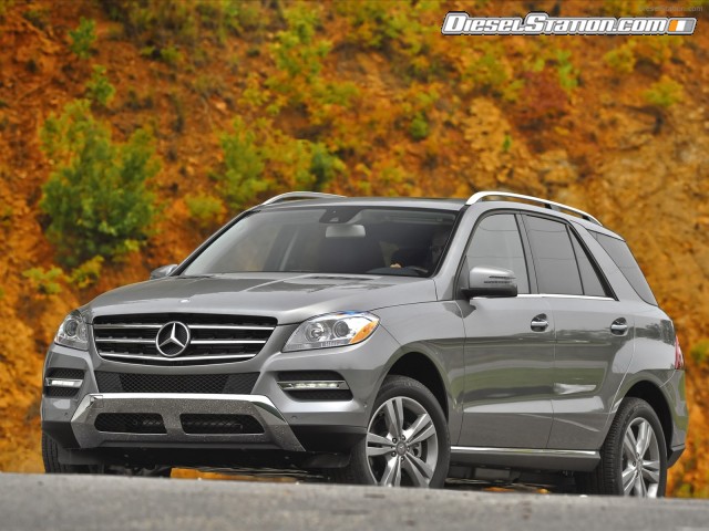 Mercedes ML350 4MATIC 2012 Picture #39 Mercedes ML350 4MATIC 2012 Picture #39