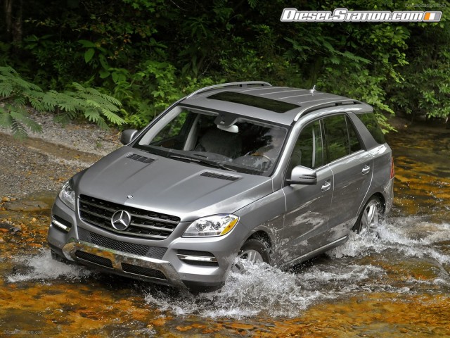 Mercedes ML350 4MATIC 2012 Picture #29 Mercedes ML350 4MATIC 2012 Picture #29