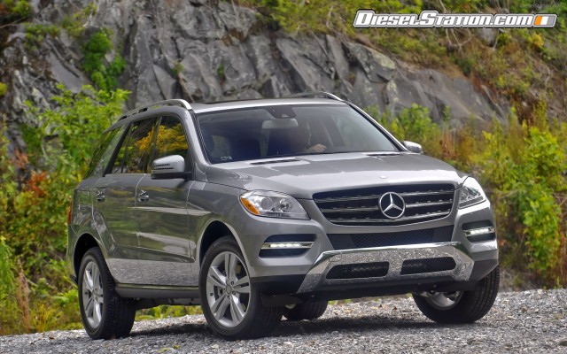 Mercedes ML350 4MATIC 2012 Widescreen Picture #19 Mercedes ML350 4MATIC 2012 Widescreen Picture #19