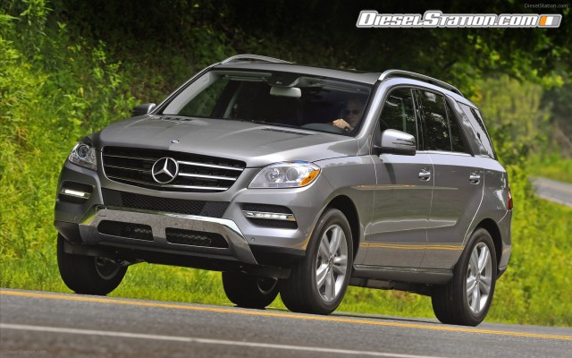 Mercedes ML350 4MATIC 2012 Widescreen Picture #25 Mercedes ML350 4MATIC 2012 Widescreen Picture #25