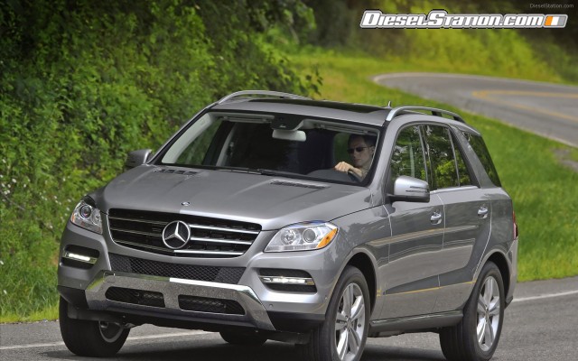 Mercedes ML350 4MATIC 2012 Widescreen Picture #42 Mercedes ML350 4MATIC 2012 Widescreen Picture #42