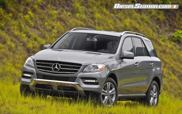 Mercedes ML350 4MATIC 2012 Widescreen Picture #14 Mercedes ML350 4MATIC 2012 Widescreen Picture #14