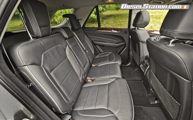 Mercedes ML350 4MATIC 2012 Widescreen Picture #0 Mercedes ML350 4MATIC 2012 Widescreen Picture #0