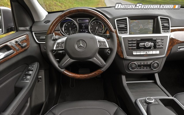 Mercedes ML350 4MATIC 2012 Widescreen Picture #56 Mercedes ML350 4MATIC 2012 Widescreen Picture #56