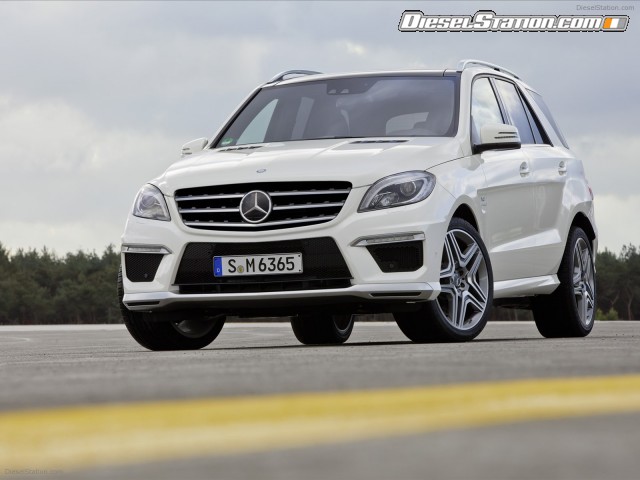 Mercedes ML63 AMG 2012 Picture #12 Mercedes ML63 AMG 2012 Picture #12
