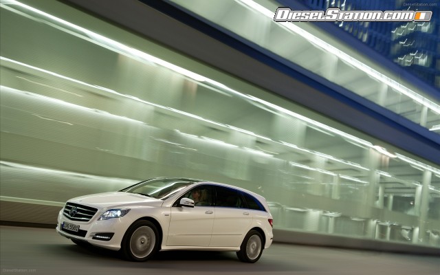 Mercedes R Class 2011 Widescreen Picture #8 Mercedes R Class 2011 Widescreen Picture #8