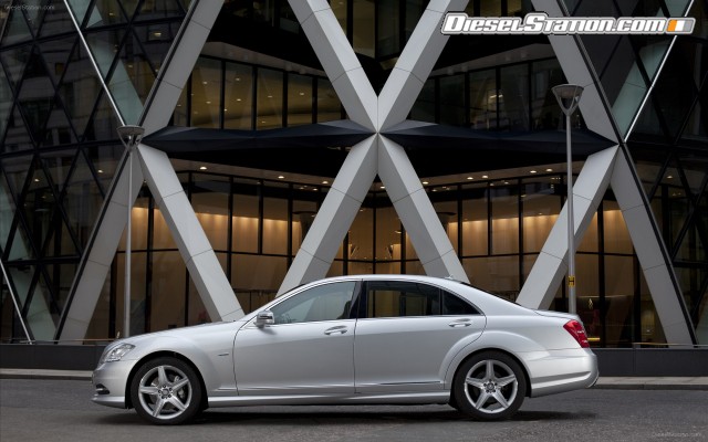 Mercedes S Class 2012 Widescreen Picture #4 Mercedes S Class 2012 Widescreen Picture #4