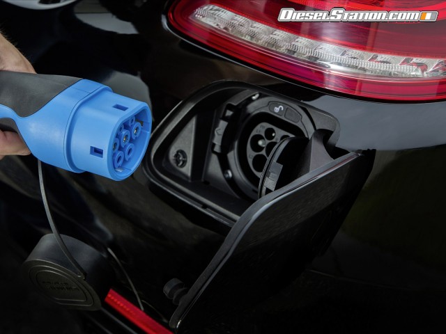 Mercedes S500 Plug In Hybrid 2015 Picture #10 Mercedes S500 Plug In Hybrid 2015 Picture #10