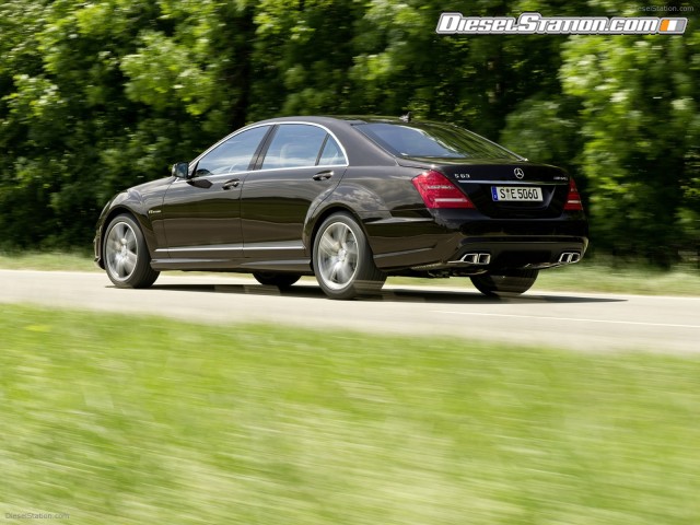 Mercedes S63 AMG 2011 Picture #30 Mercedes S63 AMG 2011 Picture #30