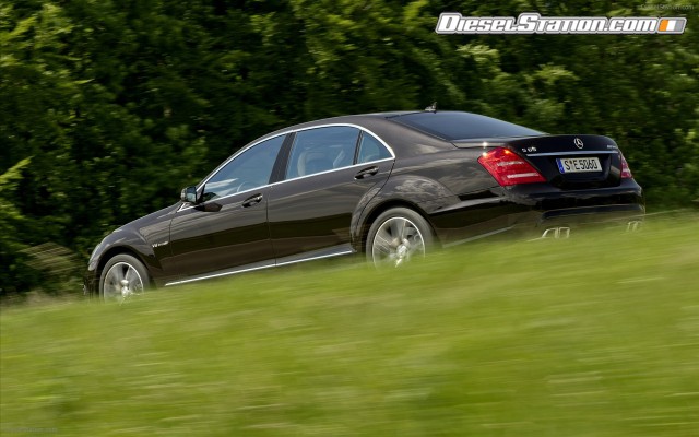 Mercedes S63 AMG 2011 Widescreen Picture #34 Mercedes S63 AMG 2011 Widescreen Picture #34