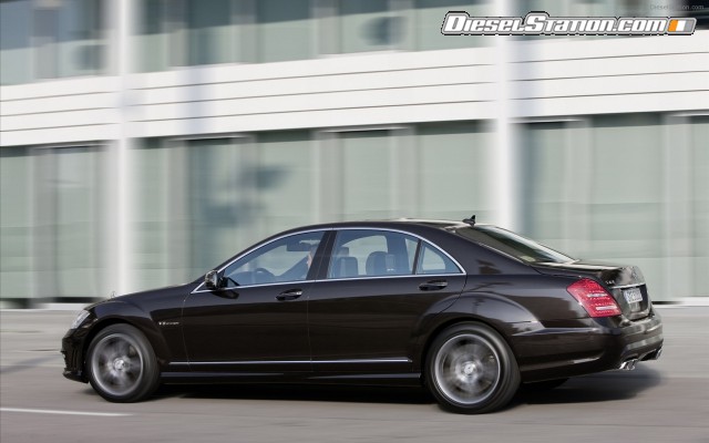 Mercedes S63 AMG 2011 Widescreen Picture #23 Mercedes S63 AMG 2011 Widescreen Picture #23