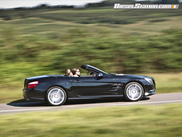 Mercedes SL400 2015 Picture #0 Mercedes SL400 2015 Picture #0
