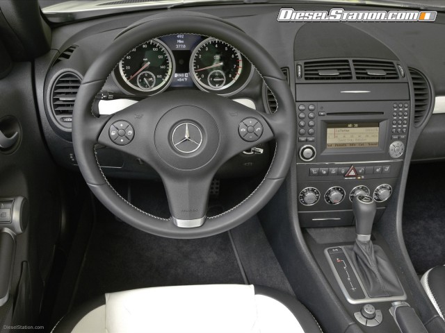 Mercedes SLK300 Diamond White Edition Picture #66 Mercedes SLK300 Diamond White Edition Picture #66