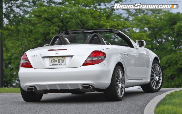 Mercedes SLK300 Diamond White Edition Widescreen Picture #53 Mercedes SLK300 Diamond White Edition Widescreen Picture #53