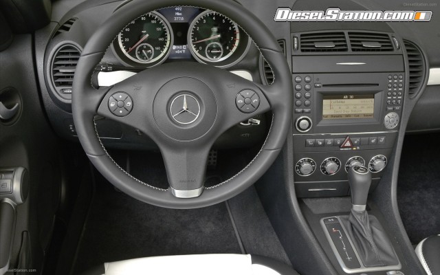 Mercedes SLK300 Diamond White Edition Widescreen Picture #83 Mercedes SLK300 Diamond White Edition Widescreen Picture #83