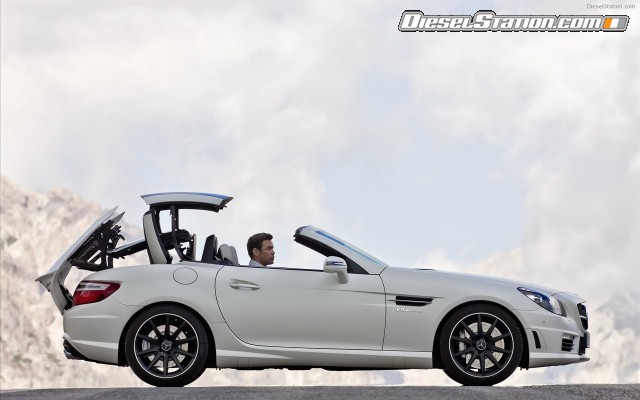 Mercedes SLK55 AMG 2012 Widescreen Picture #14 Mercedes SLK55 AMG 2012 Widescreen Picture #14