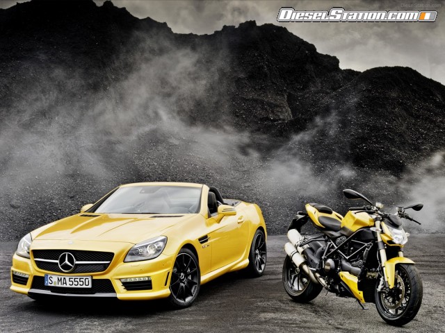 Mercedes SLK55 AMG Ducati Streetfighter 848 Picture #7 Mercedes SLK55 AMG Ducati Streetfighter 848 Picture #7