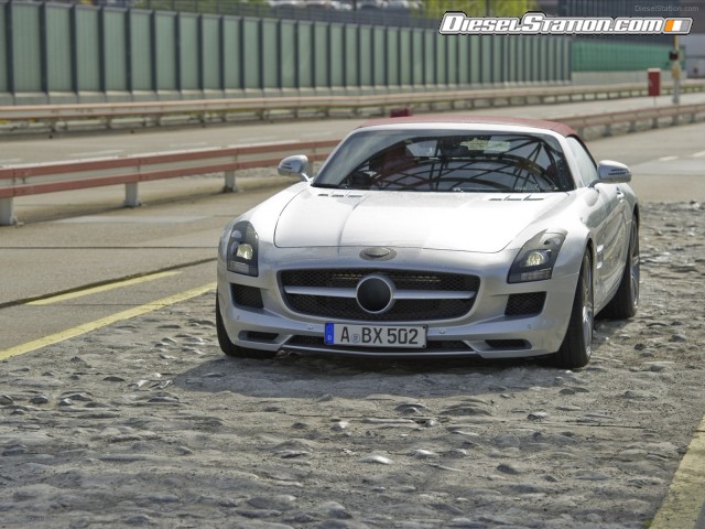 Mercedes SLS AMG Roadster 2011 Picture #1 Mercedes SLS AMG Roadster 2011 Picture #1