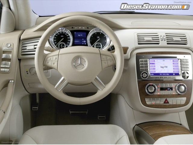 Mercedes Vision B Sports Tourer 2004 Picture #13 Mercedes Vision B Sports Tourer 2004 Picture #13