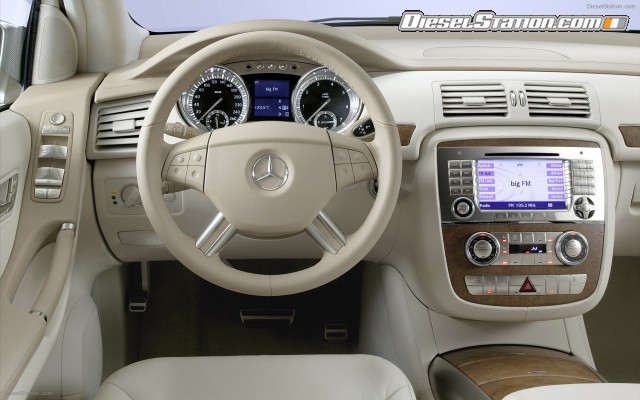 Mercedes Vision B Sports Tourer 2004 Widescreen Picture #5 Mercedes Vision B Sports Tourer 2004 Widescreen Picture #5