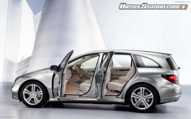 Mercedes Vision B Sports Tourer 2004 Widescreen Picture #12 Mercedes Vision B Sports Tourer 2004 Widescreen Picture #12