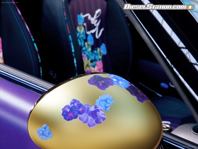 Mini Life Ball 2012 Picture #24 Mini Life Ball 2012 Picture #24