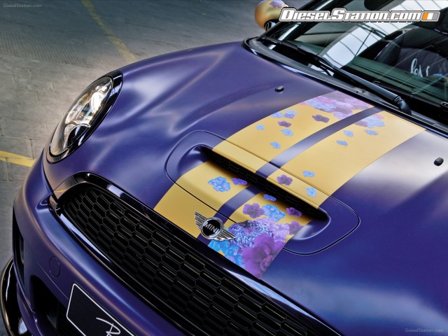 Mini Life Ball 2012 Picture #9 Mini Life Ball 2012 Picture #9