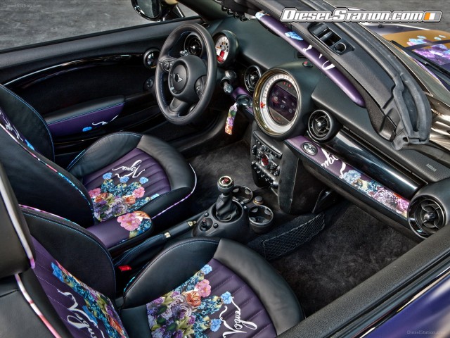 Mini Life Ball 2012 Picture #7 Mini Life Ball 2012 Picture #7